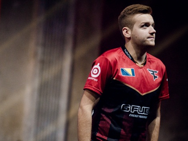 LGC传奇杯决赛预热：传奇们的最终碰撞，究竟谁能站到最后！