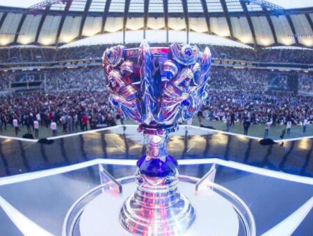 VCT CN 发布了 WOL 赛季阵容： Juicy ／ lysoar ／ SiuFatBB ／ Spring ／ Yuicaw